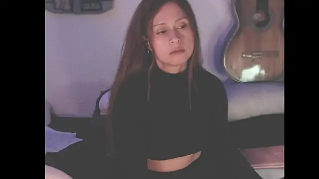 Lametaleralatina online show from April 12, 3:54 am