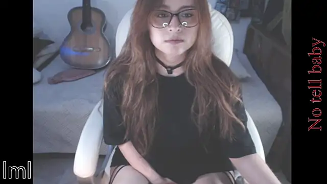 Snapshot of Lametaleralatina chatting on June 26, 3:40 pm Lametaleralatina online show from June 26, 3:40 pm