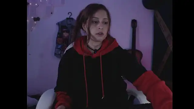 Lametaleralatina online show from April 9, 1:39 pm