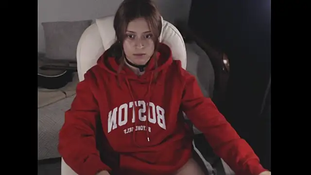 Lametaleralatina online show from March 15, 9:55 pm