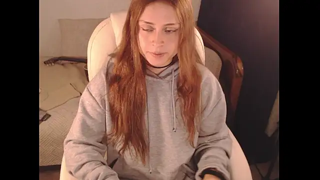 Snapshot of Lametaleralatina chatting on February 27, 9:36 pm Lametaleralatina online show from February 27, 9:36 pm