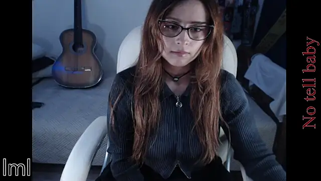 Snapshot of Lametaleralatina chatting on July 14, 6:47 pm Lametaleralatina online show from July 14, 6:47 pm