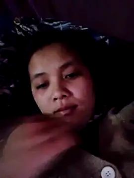 Snapshot of alex_callmemaybe69 chatting on February 19, 12:40 am alex callmemaybe69 online show from February 19, 12:40 am