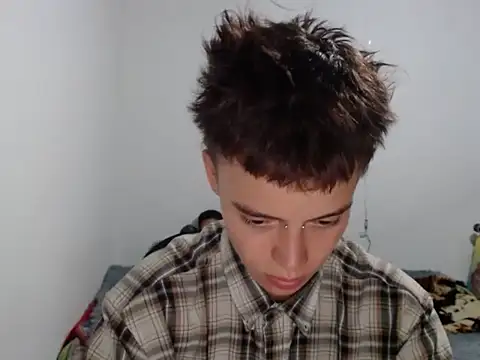 Brenda Tina699 online show from March 5, 1:35 am