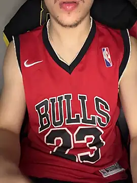 hungtwinkBR online show from March 3, 3:24 am