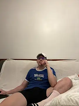 hungtwinkBR online show from June 24, 1:48 am