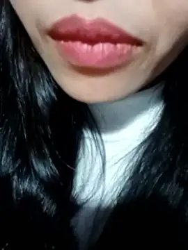 Snapshot of Hana-love2026 chatting on February 6, 4:52 am Hana-love2026 online show from February 6, 4:52 am