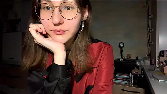 Snapshot of Miaaa_Moon chatting on February 5, 4:14 pm Miaaa Moon online show from February 5, 4:14 pm