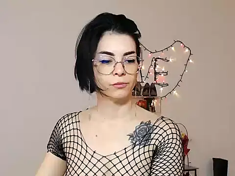 emacandy online show from March 16, 5:15 am