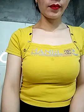 Vyvvyy69 online show from April 2, 12:34 pm