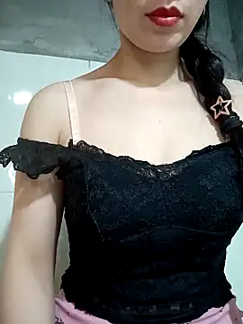 Vyvvyy69 online show from June 28, 1:12 am