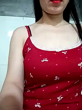 Snapshot of Vyvvyy69 chatting on May 16, 2:10 am Vyvvyy69 online show from May 16, 2:10 am