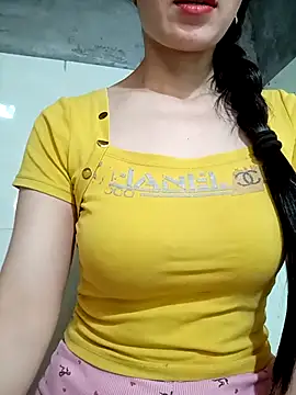Vyvvyy69 online show from July 8, 10:05 am