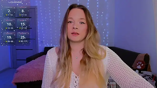 Snapshot of evilla_brill chatting on February 6, 9:05 am evilla brill online show from February 6, 9:05 am