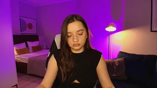 kirastorm  online show from February 24, 5:14 pm