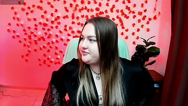 Snapshot of Sofiawetsweet chatting on February 4, 5:41 pm Sofiawetsweet online show from February 4, 5:41 pm