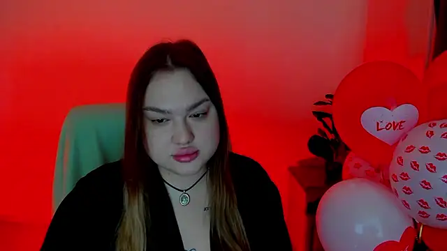 Snapshot of Sofiawetsweet chatting on February 14, 7:19 am Sofiawetsweet online show from February 14, 7:19 am