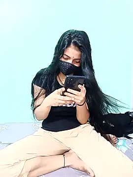Snapshot of 18_year_old_girl chatting on April 22, 3:24 am 18 year old girl online show from April 22, 3:24 am