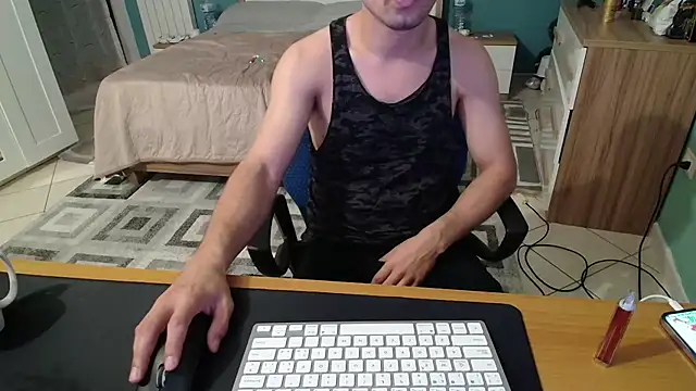 Snapshot of alessand180521 chatting on January 31, 9:46 pm alessand180521 online show from January 31, 9:46 pm