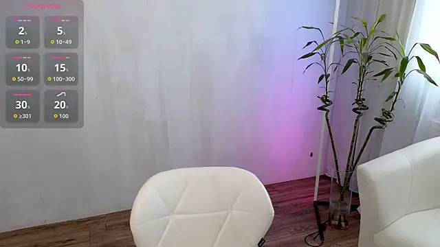  EliDream online show from May 17, 9:53 am