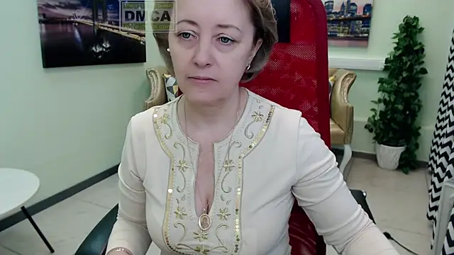 MONA W online show from April 12, 9:01 am