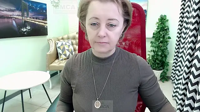 MONA W online show from March 22, 8:38 am