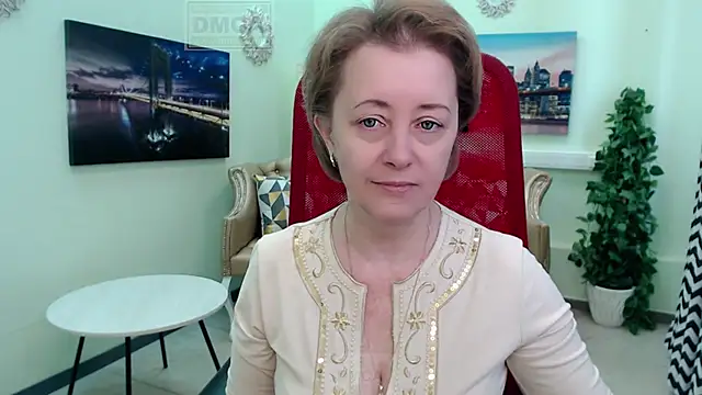 MONA W online show from March 29, 8:38 am