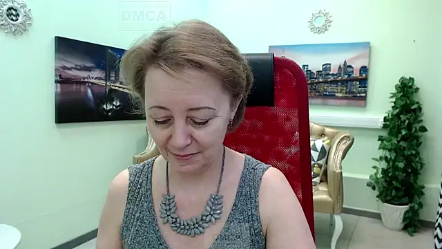 MONA W online show from March 11, 11:04 am