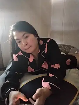 Zyramae 25 online show from March 21, 6:14 am