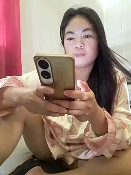 Zyramae 25 online show from March 13, 4:39 am