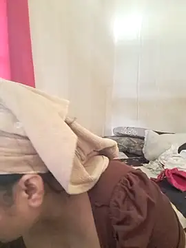 Zyramae 25 online show from March 20, 6:03 am