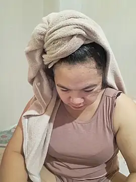 Zyramae 25 online show from March 16, 2:08 am