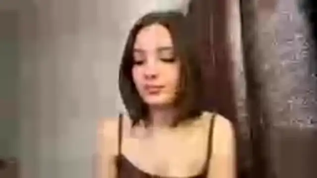 FoxieFlare online show from February 23, 4:14 am