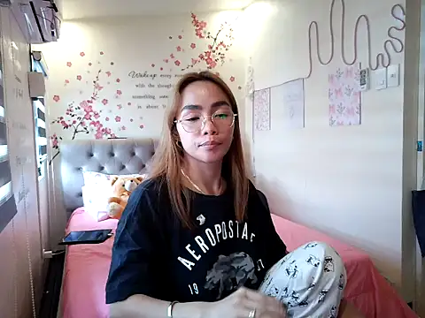 sangkissed92 online show from May 16, 6:12 am