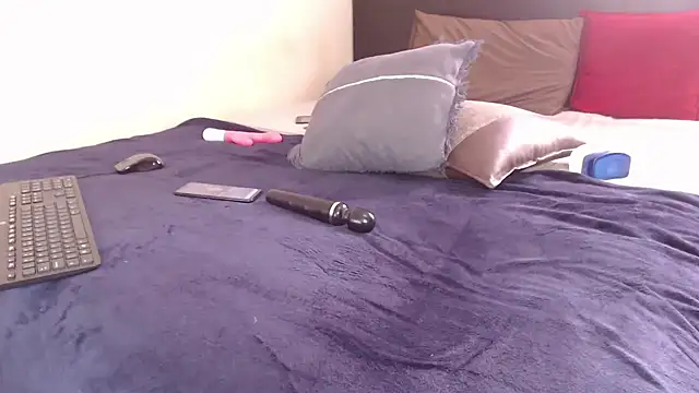 AngelTrish online show from September 24, 11:17 am