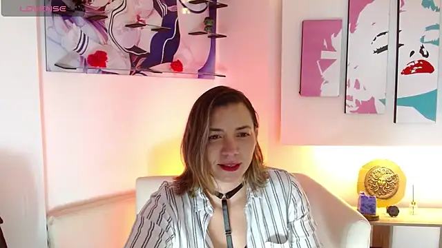 milfsecret69 online show from May 3, 11:37 am