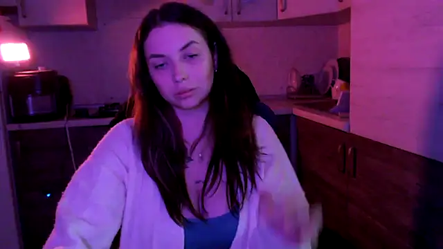 JuliaGraceOF online show from March 8, 12:38 am