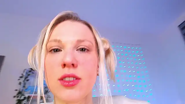 Betty Vega online show from February 8, 3:48 am