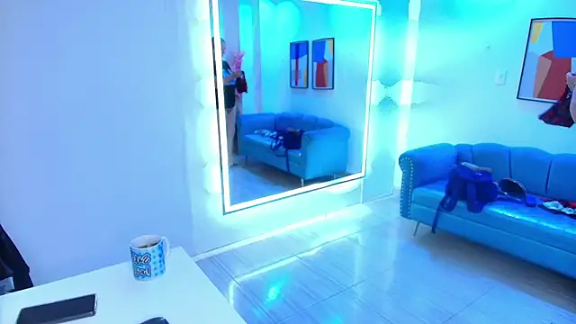 Madame scarlett online show from March 24, 11:54 am