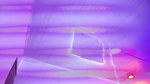 Madame scarlett online show from March 6, 11:27 am