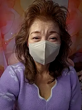 URAN429 online show from February 13, 3:50 am