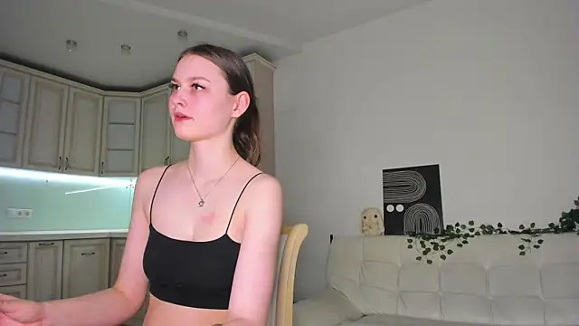 pink banny online show from April 14, 8:14 pm