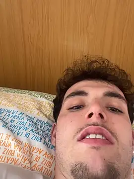 Snapshot of manu156789 chatting on February 20, 2:52 pm manu156789 online show from February 20, 2:52 pm