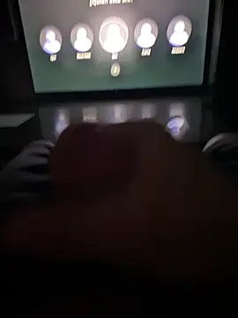 Snapshot of manu156789 chatting on February 6, 11:23 pm manu156789 online show from February 6, 11:23 pm