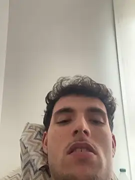 Snapshot of manu156789 chatting on February 22, 1:57 pm manu156789 online show from February 22, 1:57 pm