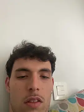 Snapshot of manu156789 chatting on February 14, 1:55 pm manu156789 online show from February 14, 1:55 pm