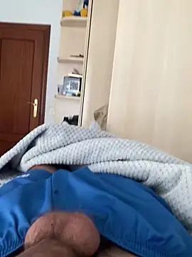 Snapshot of manu156789 chatting on February 10, 3:00 pm manu156789 online show from February 10, 3:00 pm