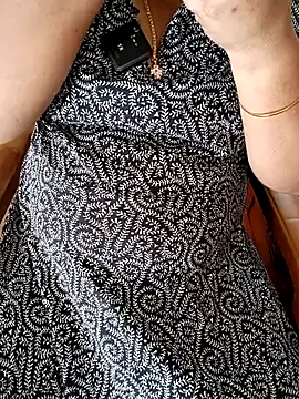 silk rose05 online show from March 30, 8:27 am