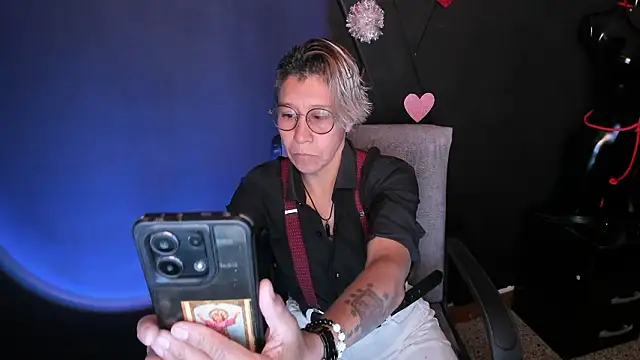 Snapshot of Kali_Panther chatting on February 9, 12:47 pm Kali Panther online show from February 9, 12:47 pm