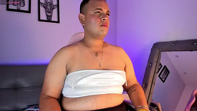 Snapshot of jay_kross1 chatting on February 28, 3:39 am jay kross1 online show from February 28, 3:39 am